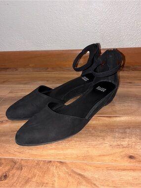 Eileen Fisher Ingle Ankle Strap Flat, black - size 9